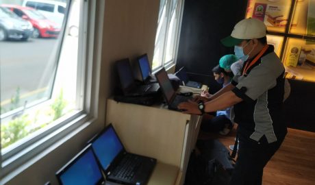 rental sewa laptop jakarta barat untuk pt unza vitalis