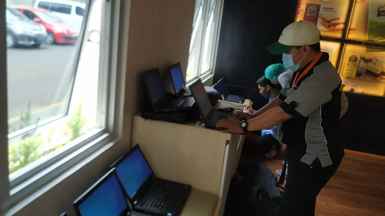 rental sewa laptop jakarta barat untuk pt unza vitalis