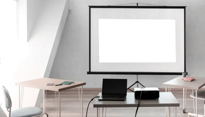 peralatan multimedia